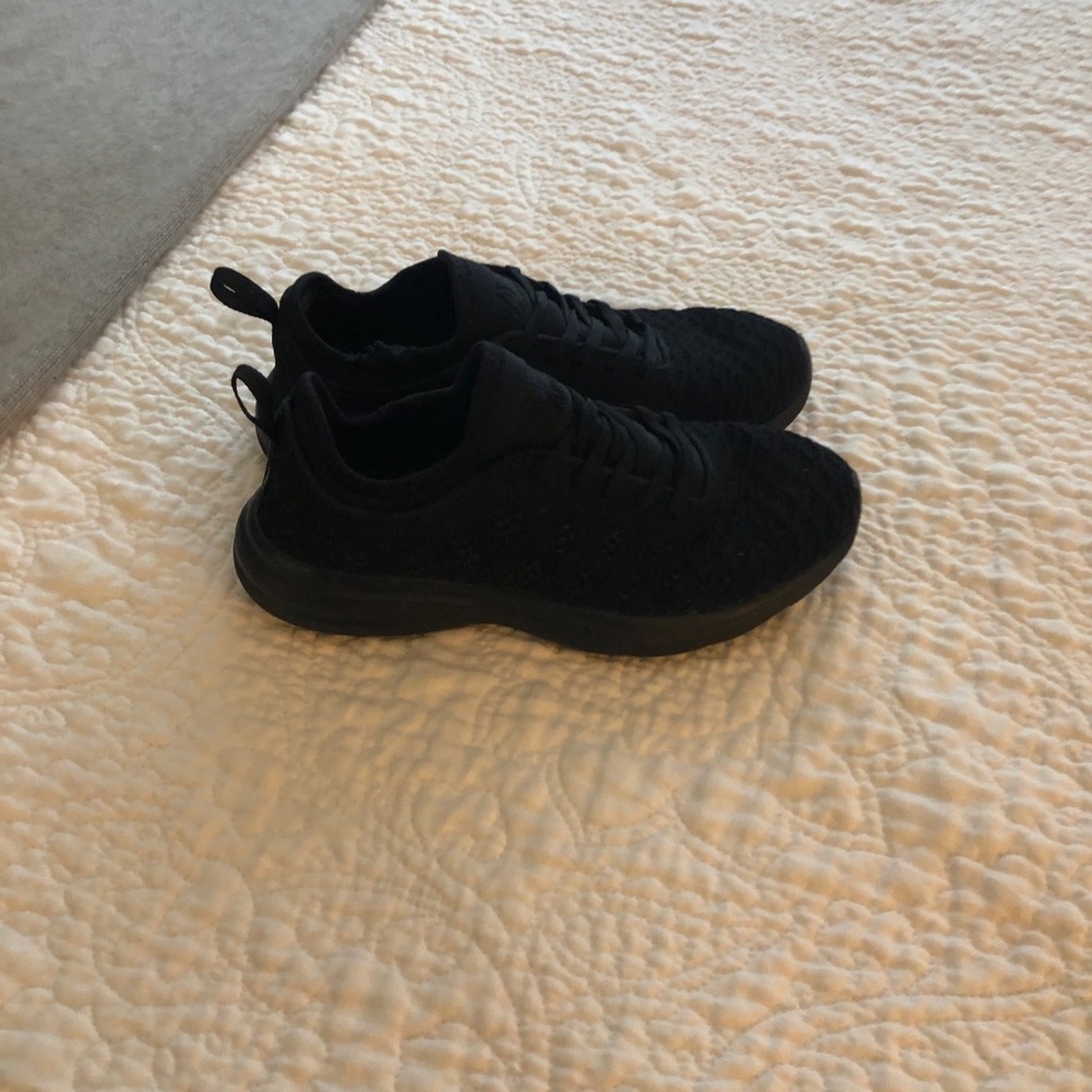 APL Techloom Sneakers